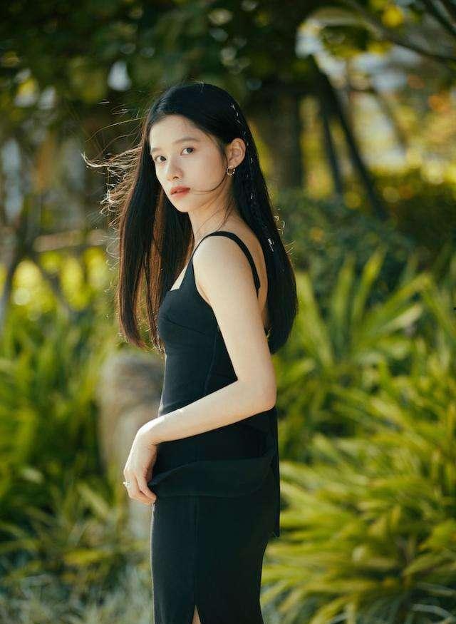 圈内爆料张婧仪恋情,甜蜜恋情引粉丝热议  第2张